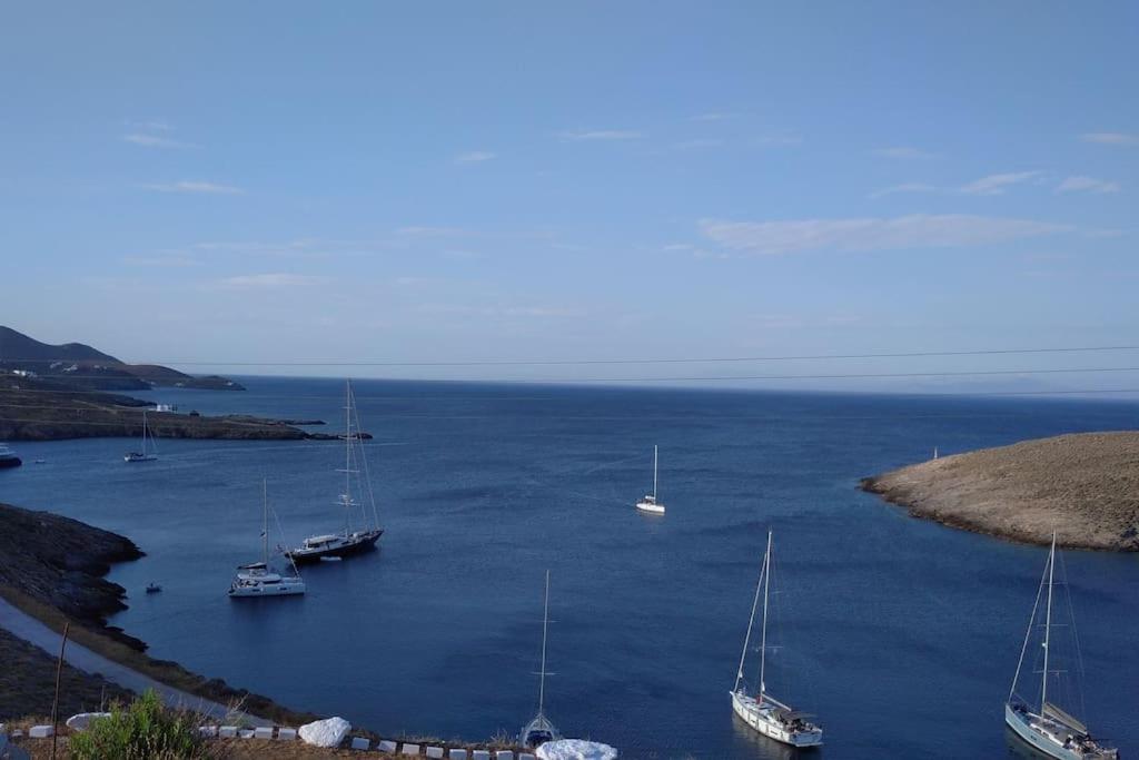 Kythnos - Loutra- House Villa Екстериор снимка
